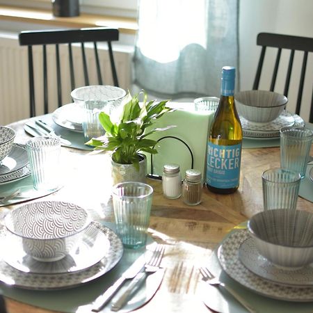 White Midsommar - Stilvolle Wohnung, 3 Schlafzimmer, Wohnzimmer, Kueche Landshut Dış mekan fotoğraf